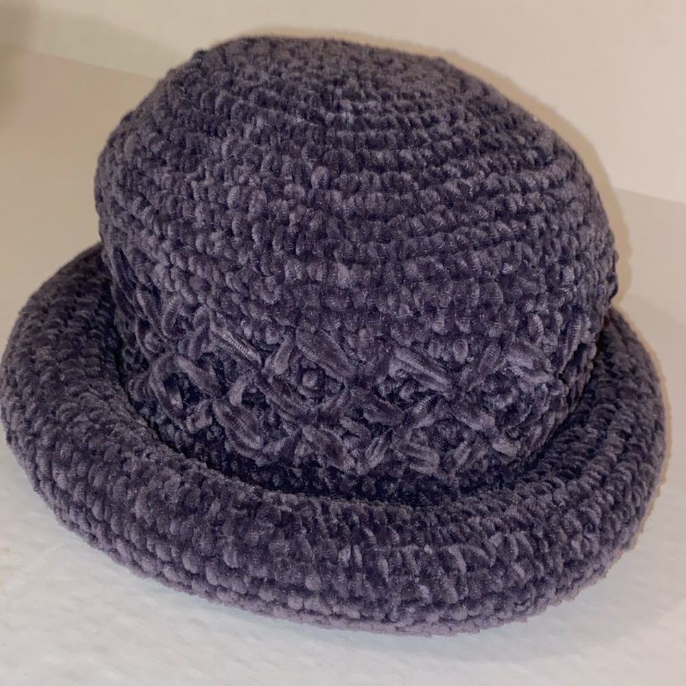 Outbrook VTG Chenille Knit Violet Bucket Hat with Rolled Brim Size OS